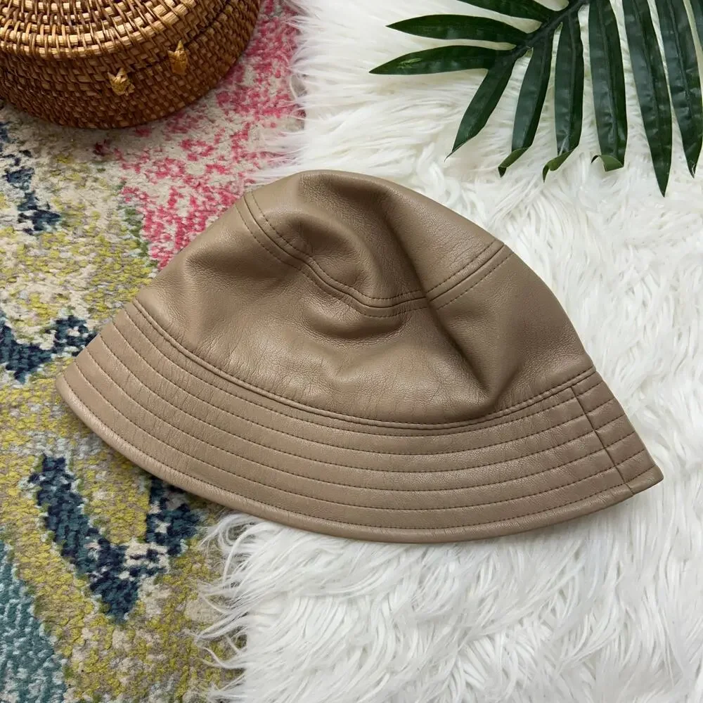 Aritzia Babaton Sandra Bucket Hat Vegan Leather Faux Leather Brown Tan XS/S